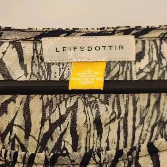 Leifsdottir Anthro Silk Size 4 Animal Print White Black Blouse #G220 - Picture 3 of 7